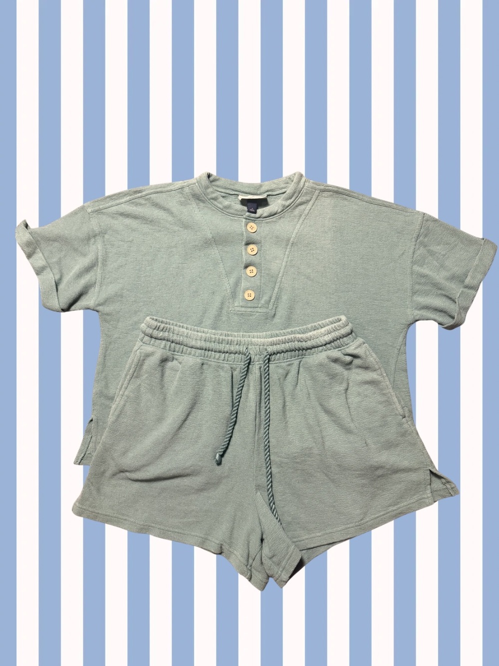 Universal Thread - Women’s Sage Green Lounge Set - Loungewear Henley